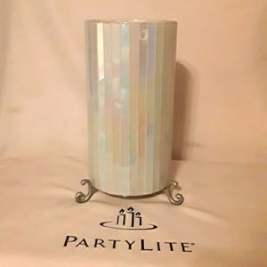 Retired PartyLite Elegance hurricane with tealight holder